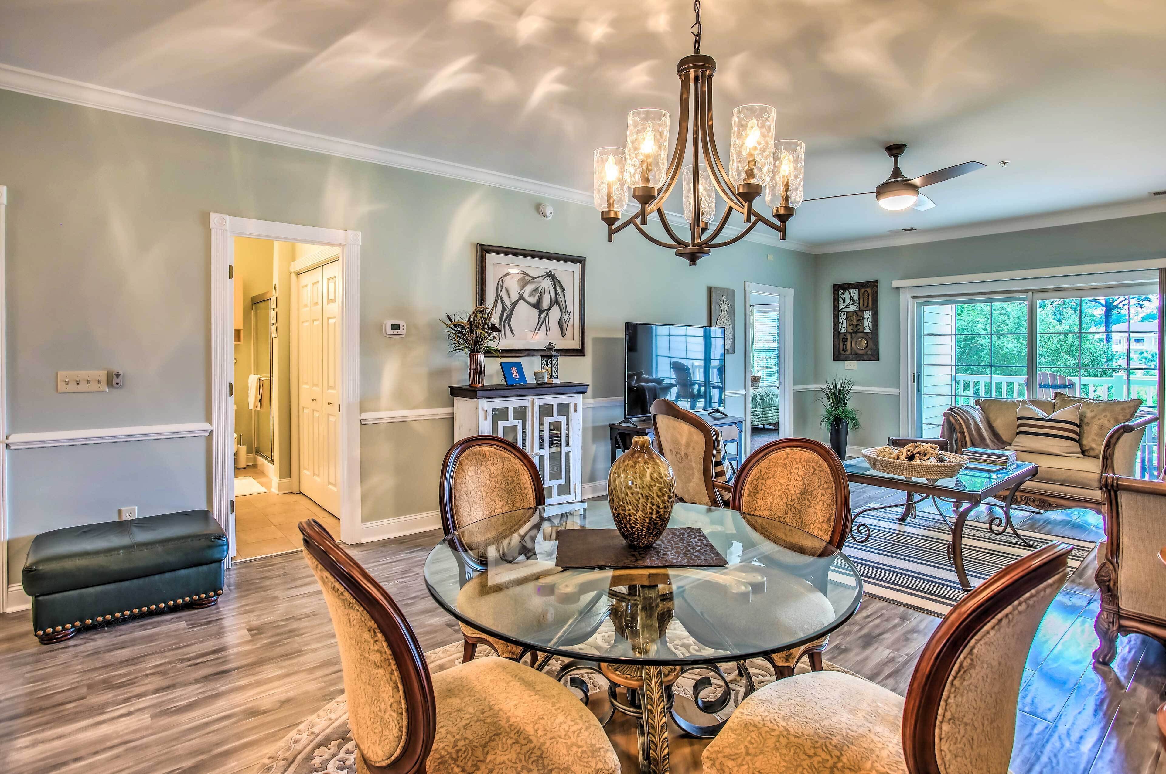 'No Rush Fore' Condo Near Beaches & Golfing!