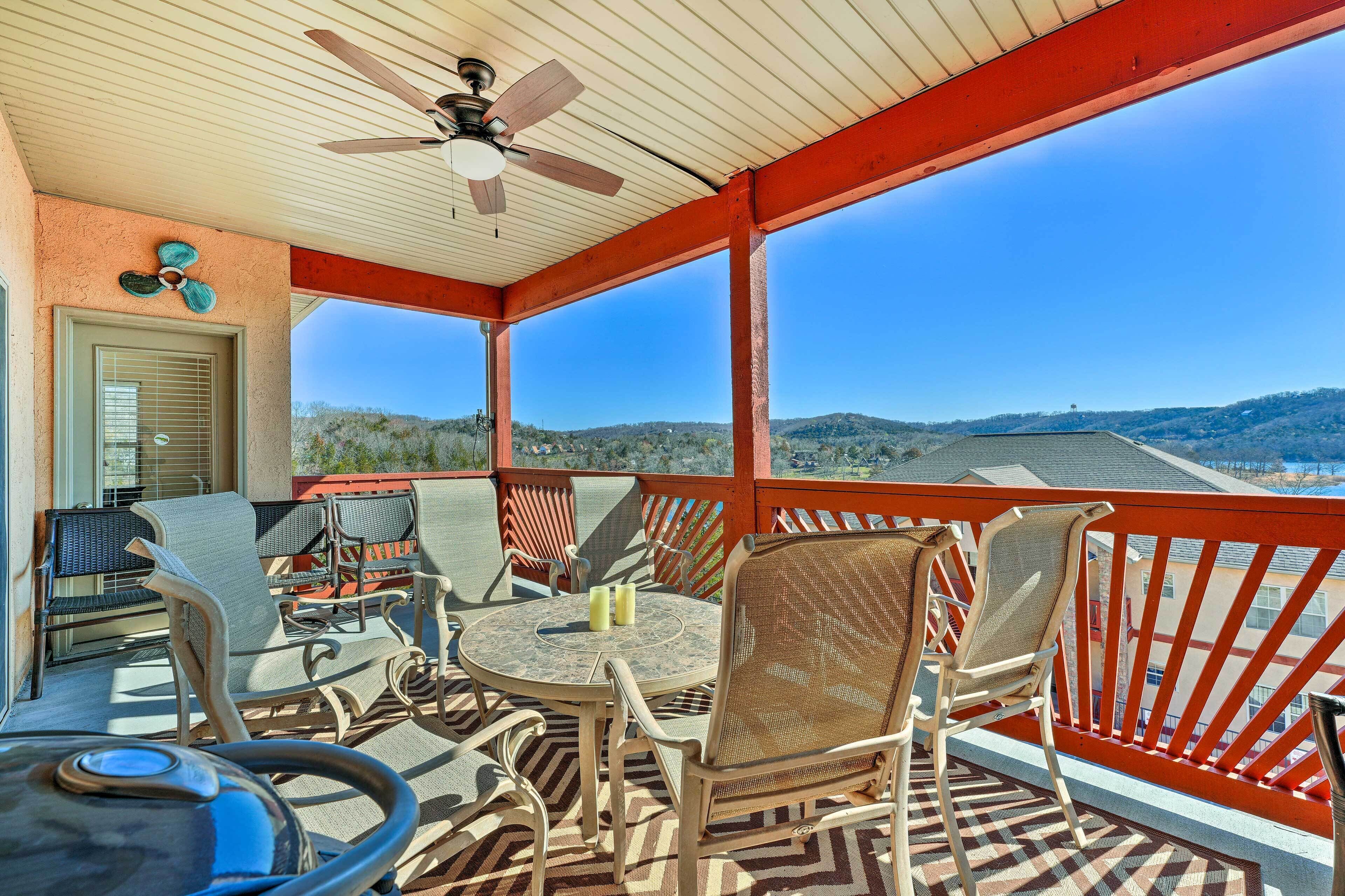 Spacious Branson Condo on Table Rock Lake!