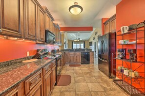 Apartment (3 Bedrooms) | Interior - Spacious Branson Condo on Table Rock Lake! (Branson)