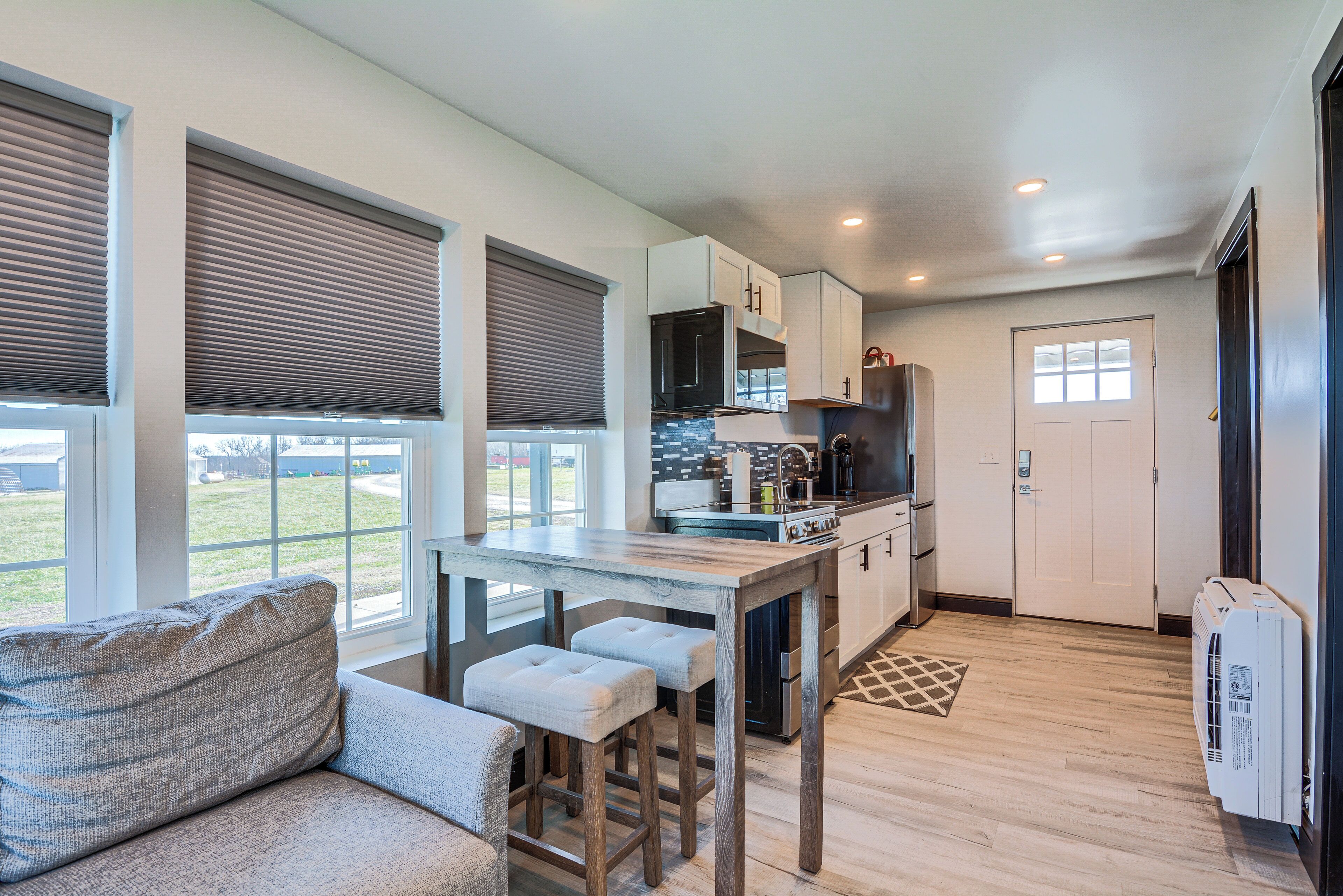 House (2 Bedrooms) | Interior