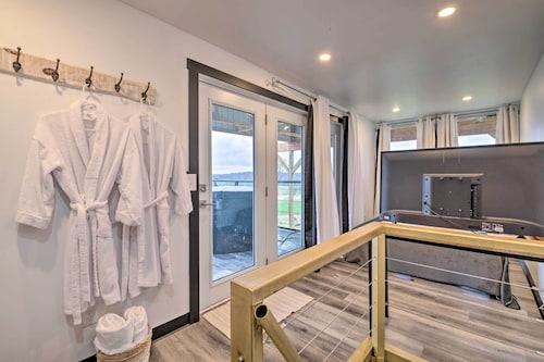 One-of-a-kind Container Home on Mount Vernon Farm!