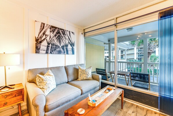 Interior - Walkable Studio in North Myrtle Beach! (North Myrtle Beach)