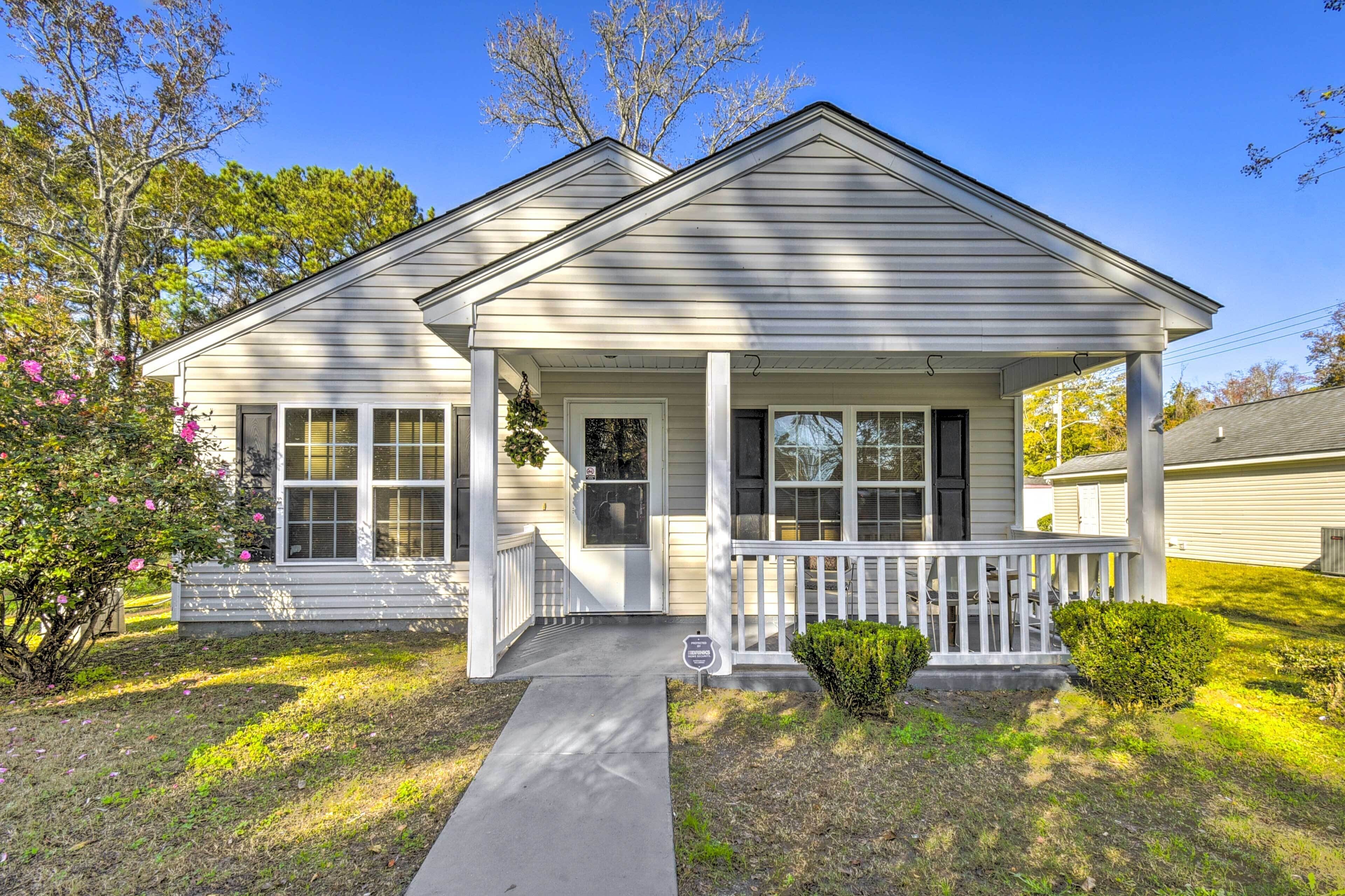 Myrtle Beach Home ~ 1 Mi to Beach & Skywheel