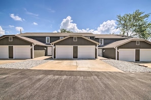 Apartment (2 Bedrooms) | Interior - Pet-friendly Abode, Walk to Table Rock Lake! (Kimberling City)
