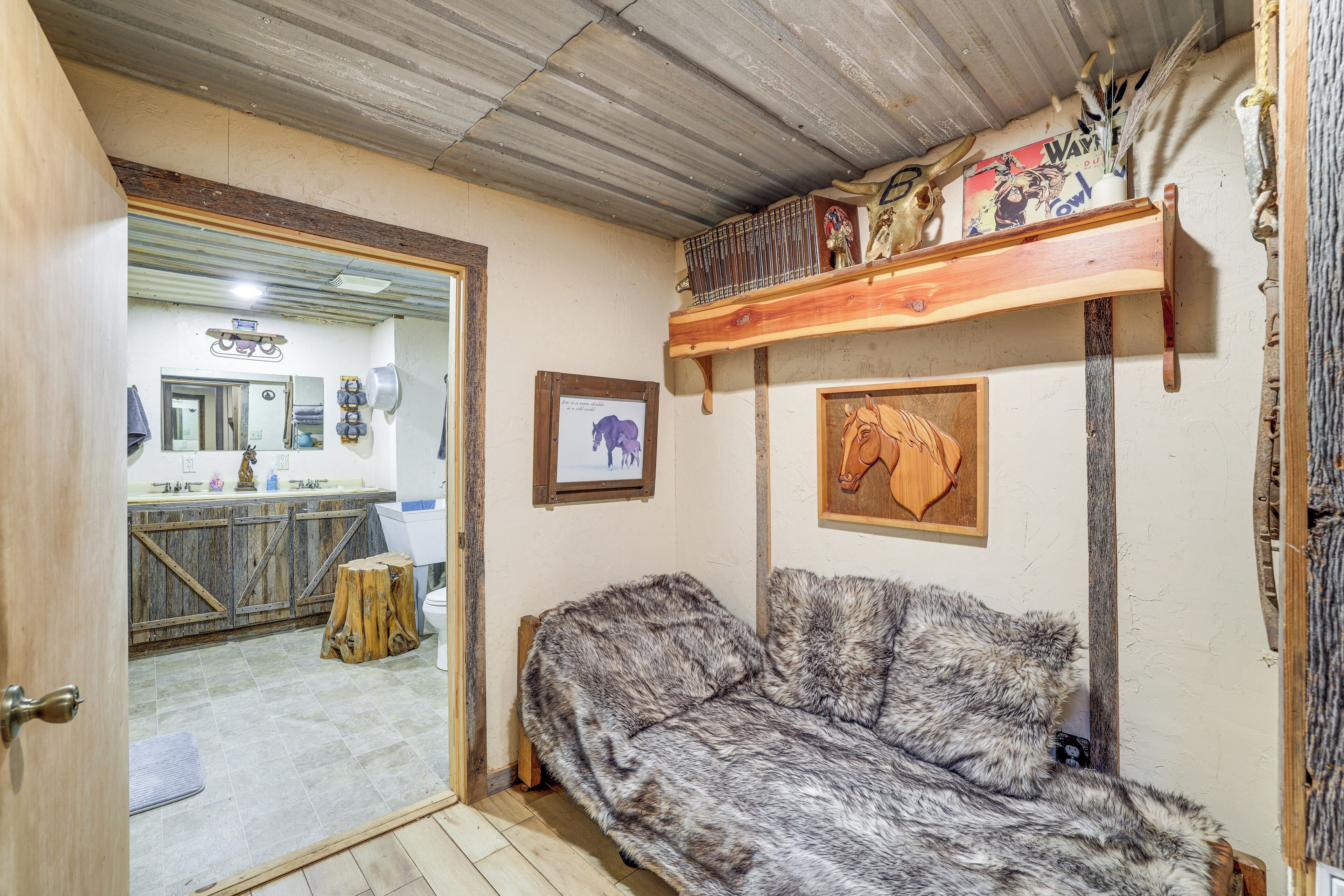 Apartment (1 Bedroom) | Interior