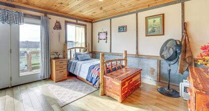 Pet-friendly Home: On-site Horse Stables & Trails!