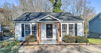 Pet-friendly Greenville Dwelling ~ 2 Mi From Dtwn!