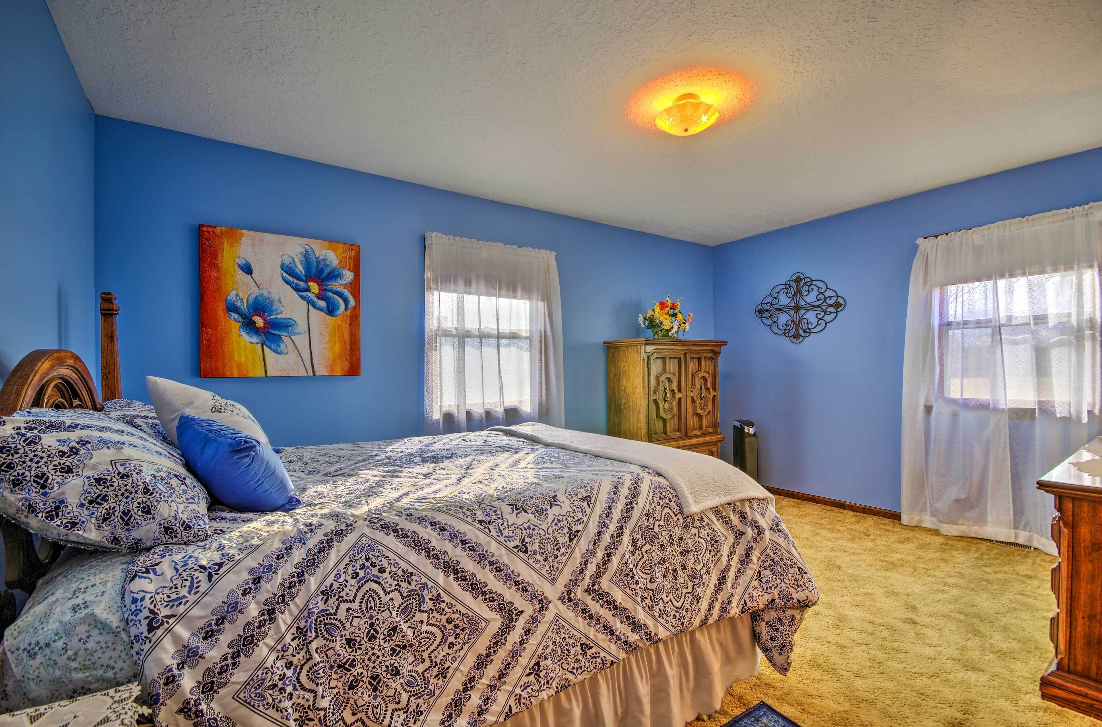 House (2 Bedrooms) | 2 bedrooms, iron/ironing board, bed sheets