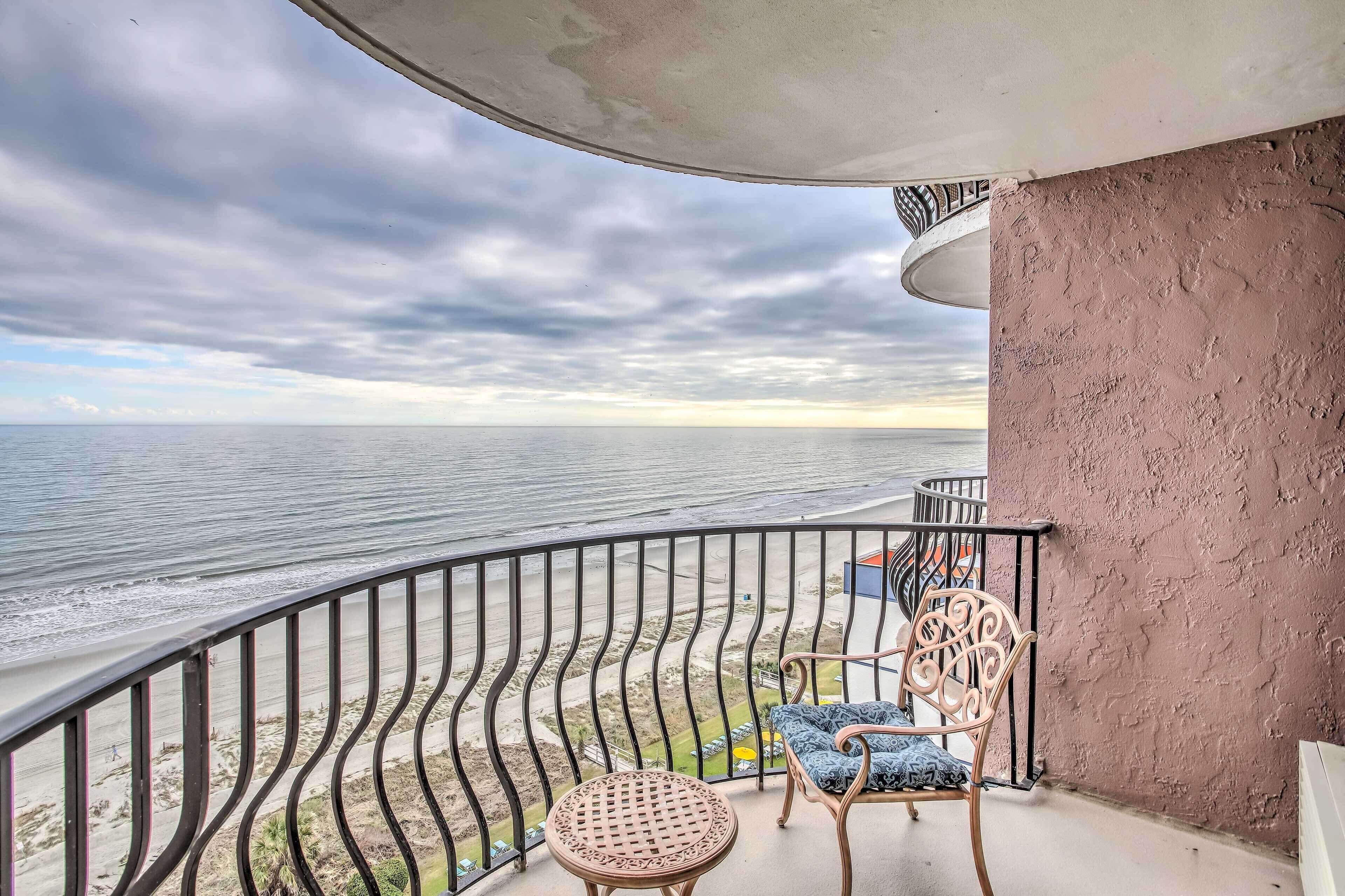 Myrtle Beach Escape w/ Balcony, Ocean Views!