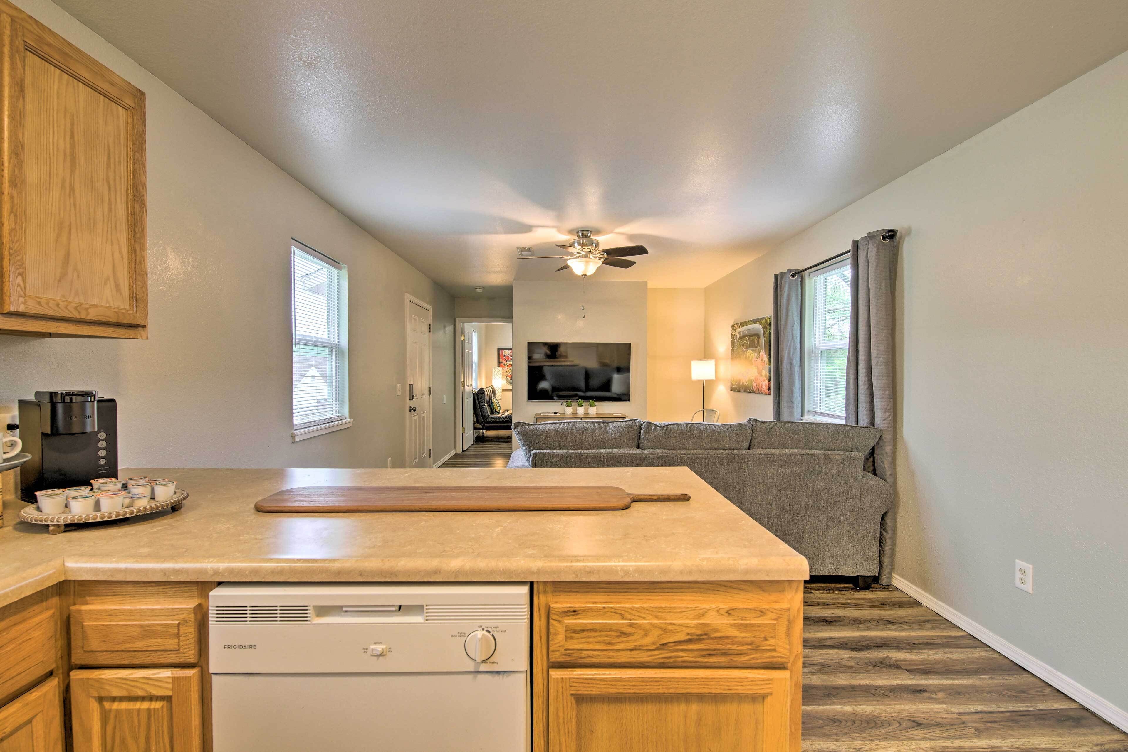 Pet-friendly West Plains Home Near Downtown!