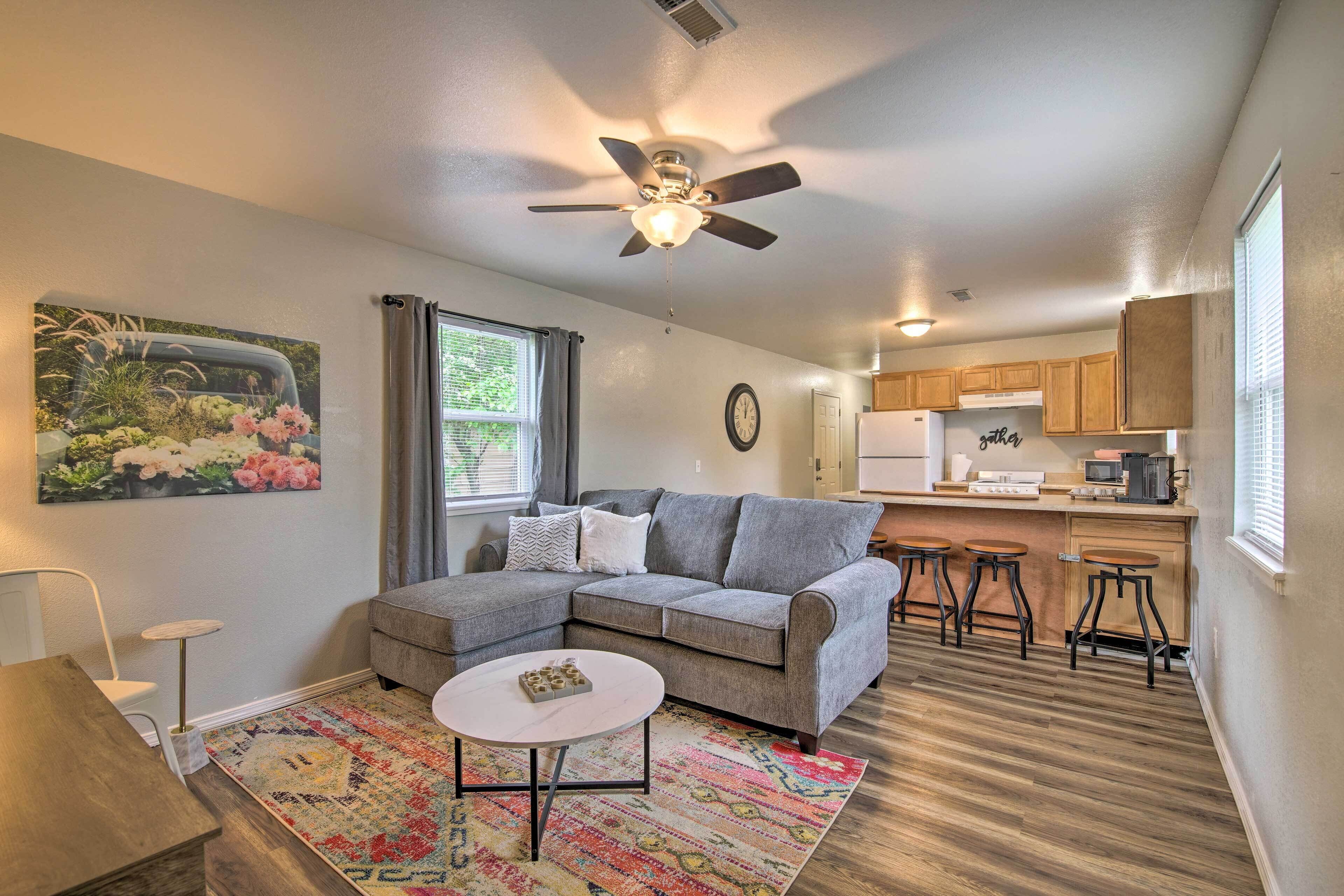 Pet-friendly West Plains Home Near Downtown!