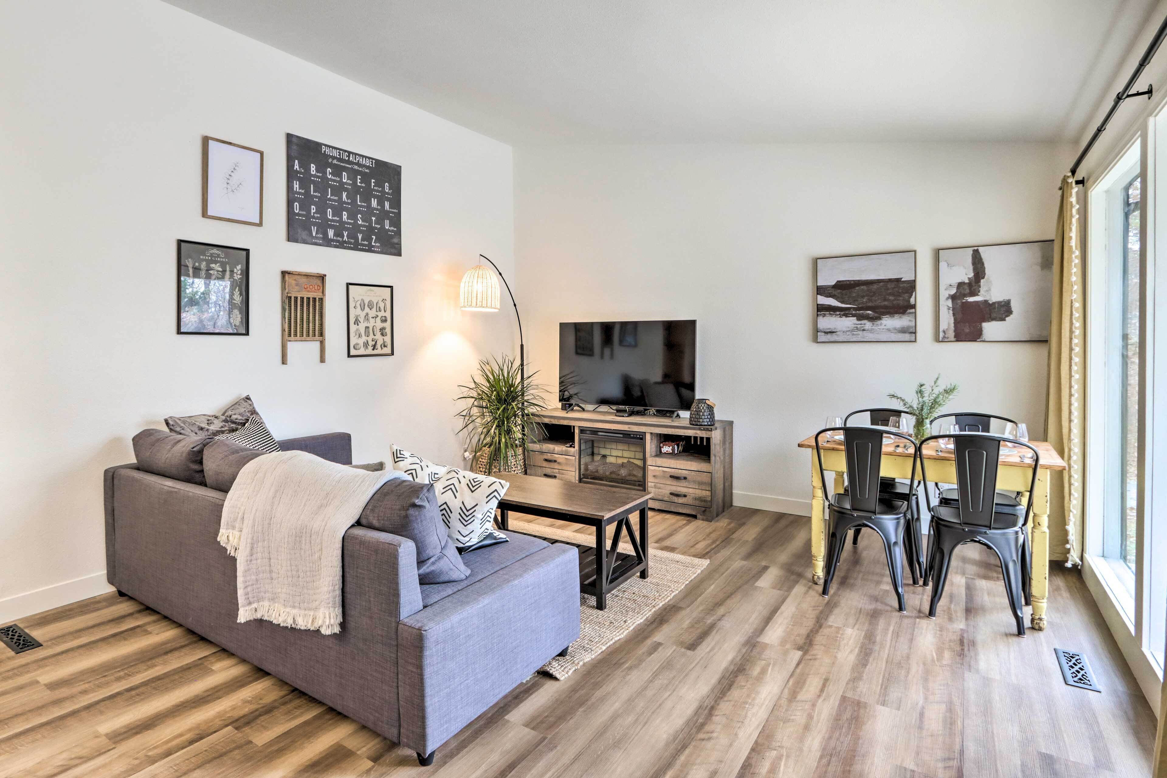 Cottage (2 Bedrooms) | Interior