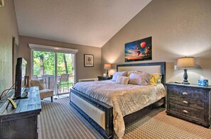 Interior - Furnished Deck! Golfer's Oasis in Margaritaville (Osage Beach)