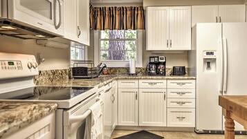 Villa (2 Bedrooms) | Interior