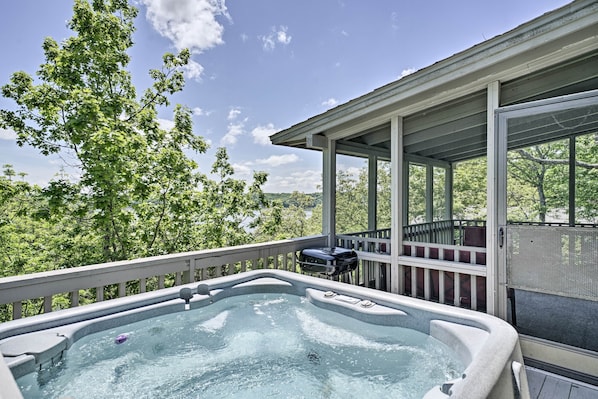 House (5 Bedrooms) | Interior - Resort Home w/ Hot Tub on Lake of the Ozarks! (Osage Beach)