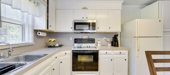 带宽敞院子和篝火坑的岩石山小屋！