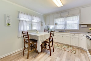 Cottage (3 Bedrooms) | Interior