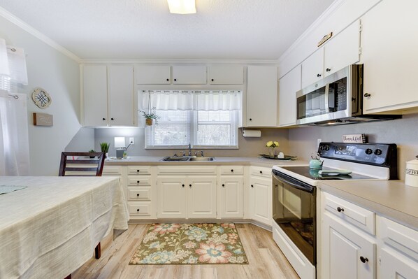 Cottage (3 Bedrooms) | Interior