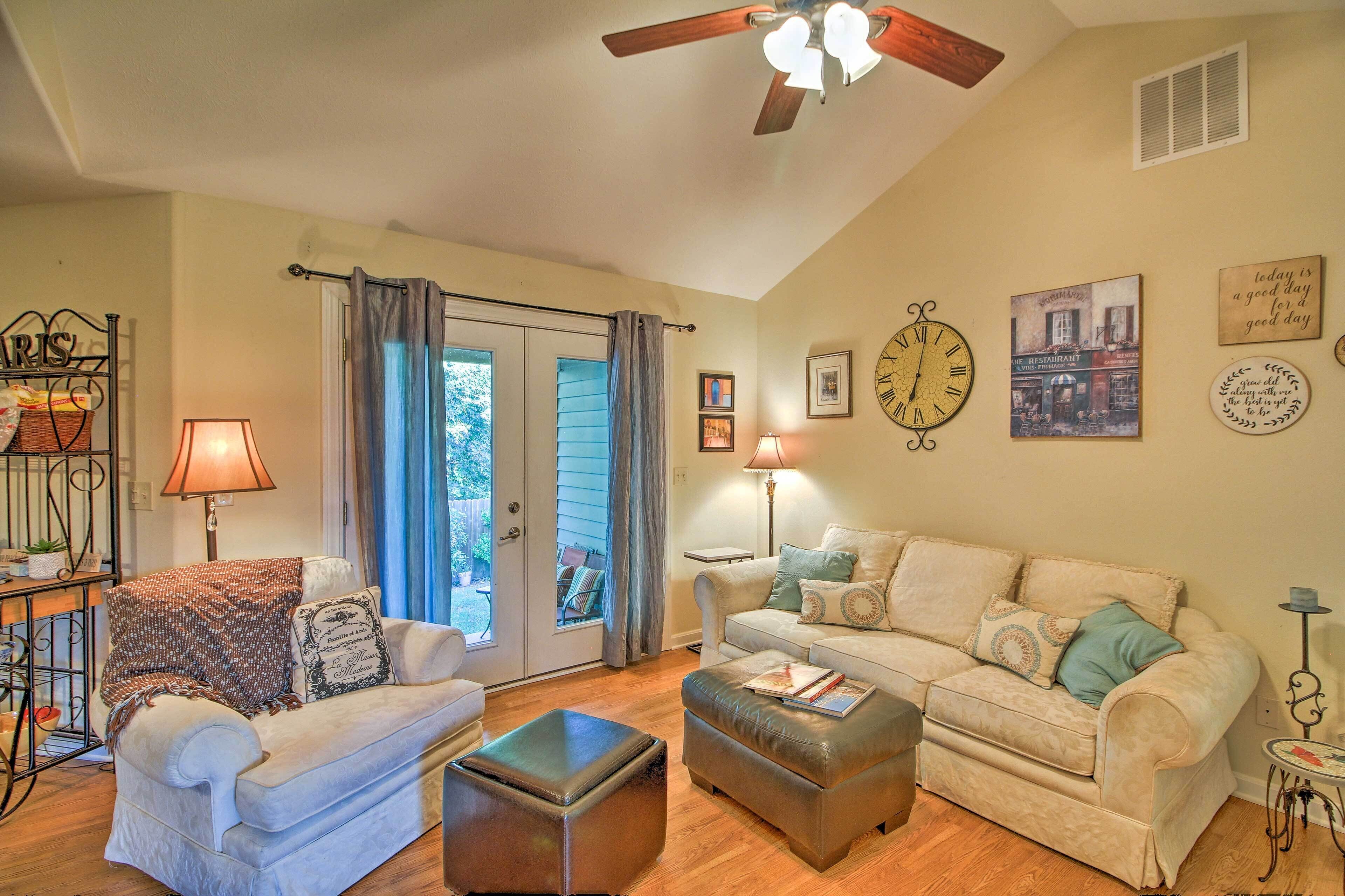 Pet-friendly Home - 9 Mi to Table Rock Lake!