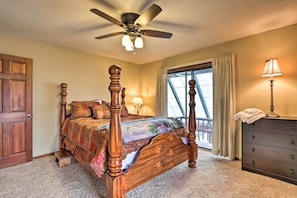 House (4 Bedrooms) | Interior - Spacious Home w/ Pond ~ 13 Mi to Columbia! (Hallsville)