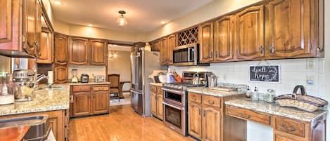 House (4 Bedrooms) | Interior