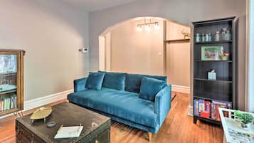 Apartment (1 Bedroom) | Interior