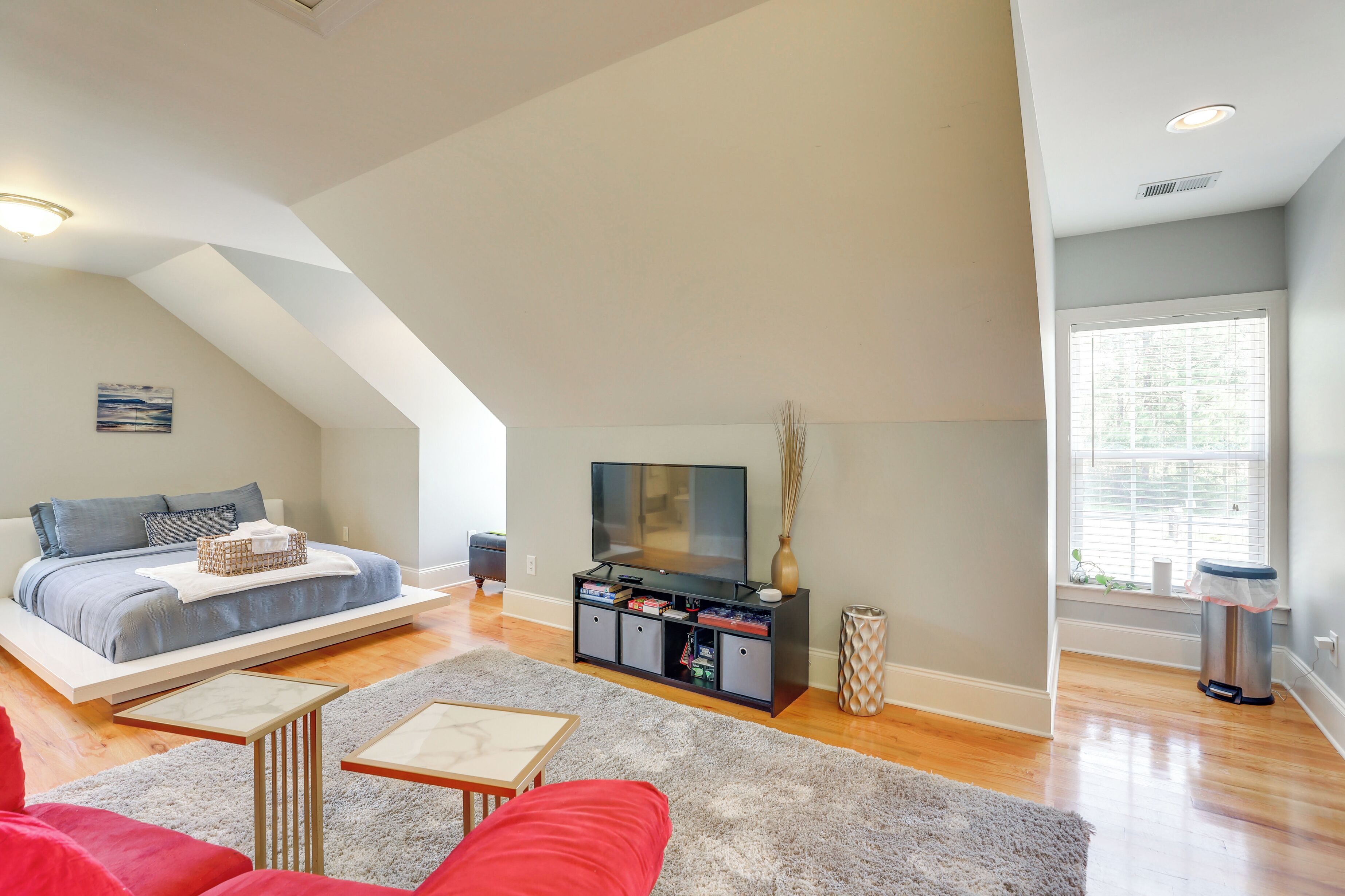 Apartment (0 Bedroom) | Interior