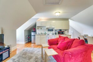 Apartment (0 Bedroom) | Interior