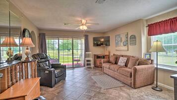 Apartment (2 Bedrooms) | Front of property