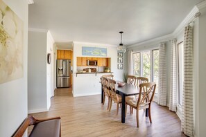 Cottage (3 Bedrooms) | Interior - St Helena Island Retreat w/ Deck: Walk to Beach (Harbor Island)