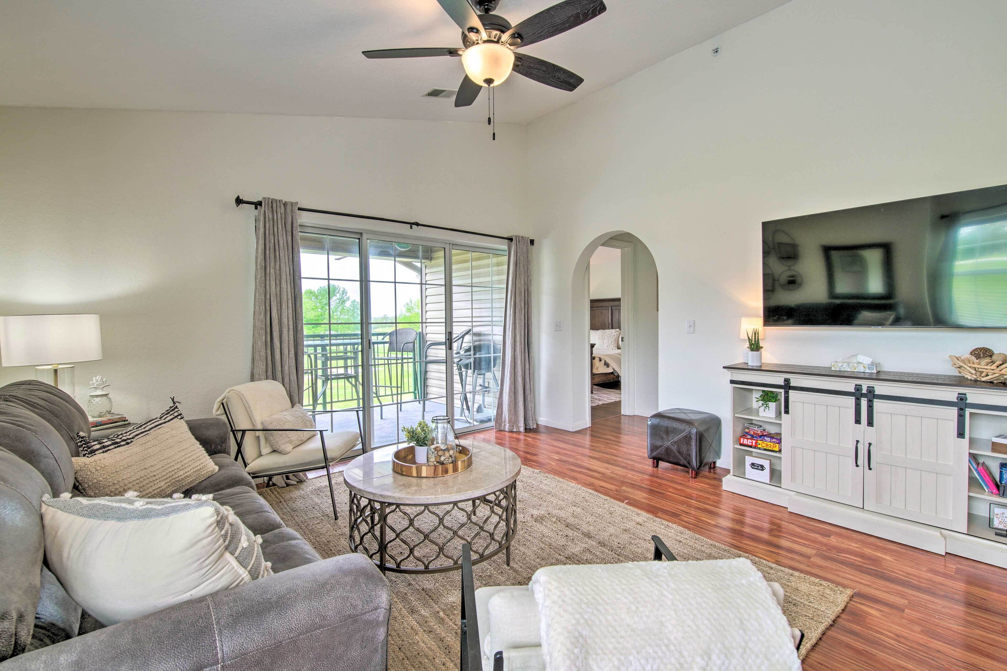 Stylish Condo w/ Peaceful Views ~ 3 Miles to Dtwn!