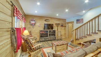 House (3 Bedrooms) | Front of property