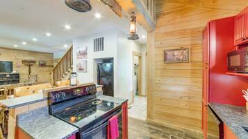 單棟房屋 (3 Bedrooms) | 內部