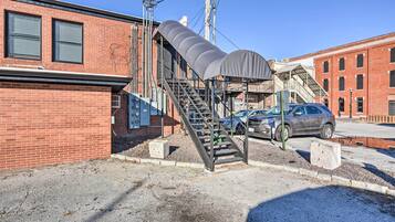 Apartment (0 Bedroom) | Interior