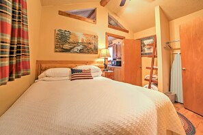 House (1 Bedroom) | Interior