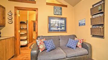 Rumah (1 Bedroom) | Interior