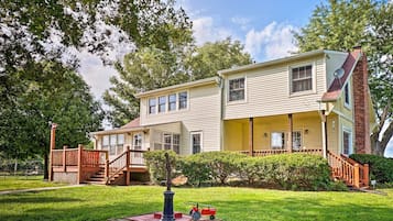 House (4 Bedrooms) | Front of property
