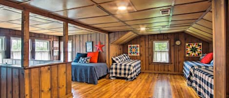 House (4 Bedrooms) | Interior