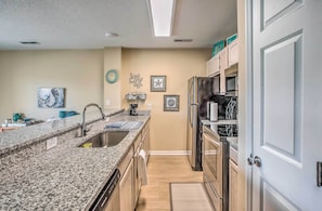 Leilighet (1 Bedroom) | Eget kjøkken | Mikrobølgeovn, ovn, kokeplater og oppvaskmaskin