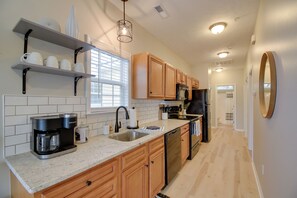 Cottage (3 Bedrooms) | Interior - Walk to Ocean: Myrtle Beach Home w/ Pool Access (Myrtle Beach)