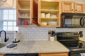 Cottage (3 Bedrooms) | Interior - Walk to Ocean: Myrtle Beach Home w/ Pool Access (Myrtle Beach)