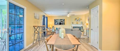 House (5 Bedrooms) | Interior