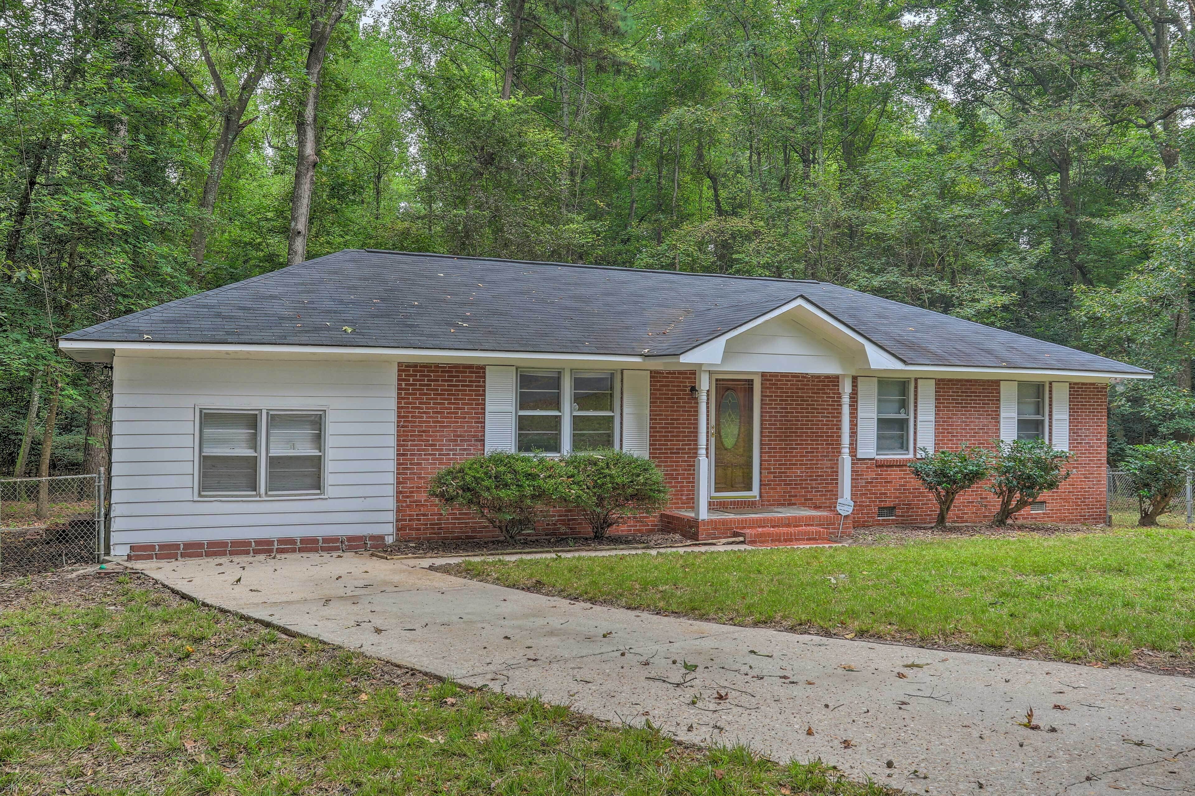 Sumter Ranch-style Home in Scenic Location!