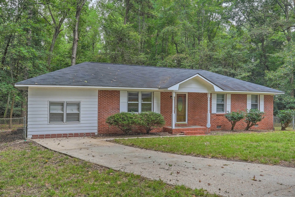 Sumter Ranch-style Home in Scenic Location!