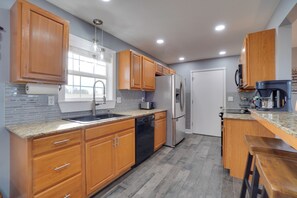 House (2 Bedrooms) | Interior - Table Rock Lake Home - Fire Pit & Lake Views! (Golden)