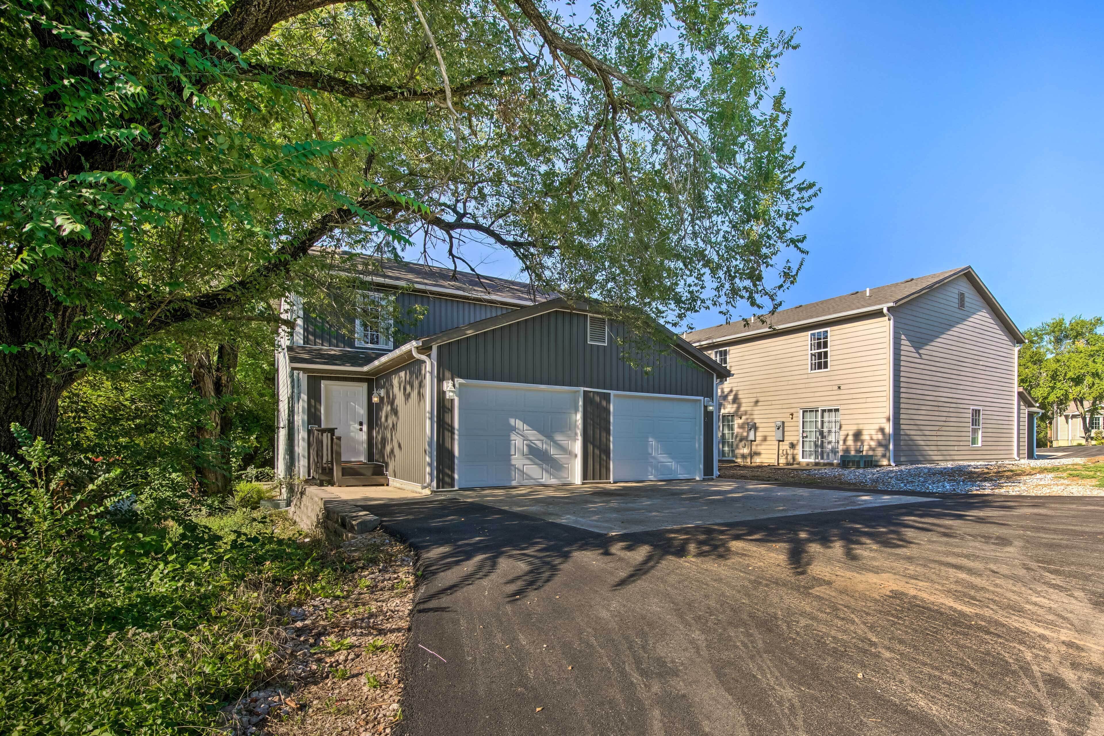 Apartment (2 Bedrooms) | Front of property