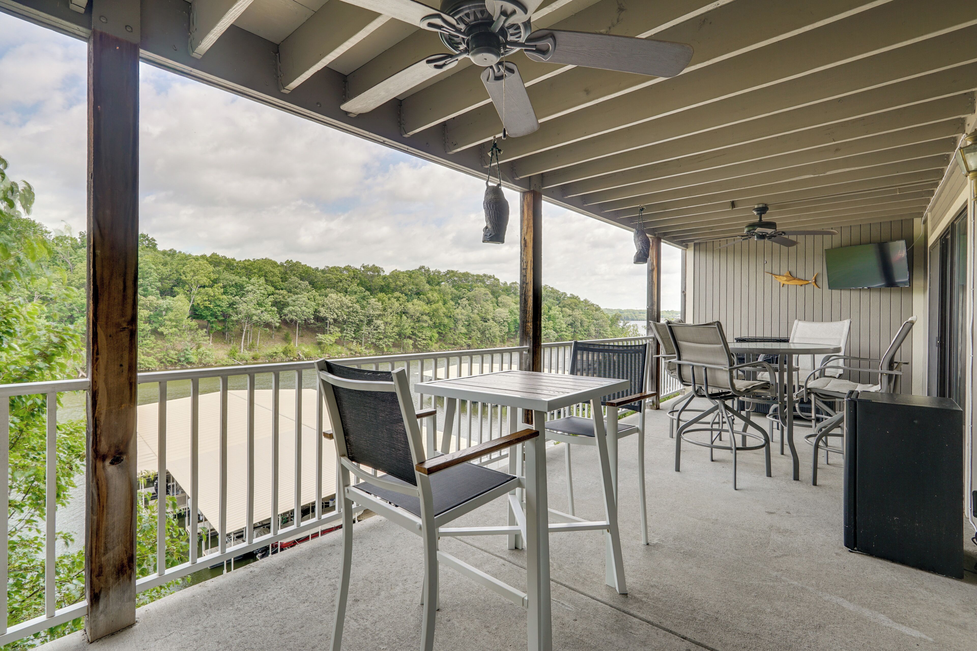 Apartment (4 Bedrooms) | Front of property