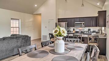 Rumah (4 Bedrooms) | Interior