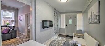 9 Mi to Dtwn: Vibrant St Louis Home!