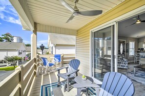 Cottage (3 Bedrooms) | Interior - Updated Myrtle Beach Cottage w/ Shared Pool! (Myrtle Beach)
